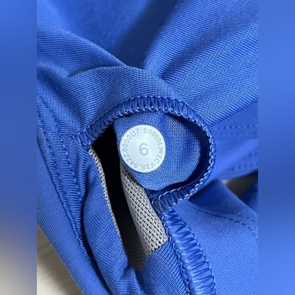 Wunder Train Longline Sports Bra - Wild Indigo - Picture 5 of 7